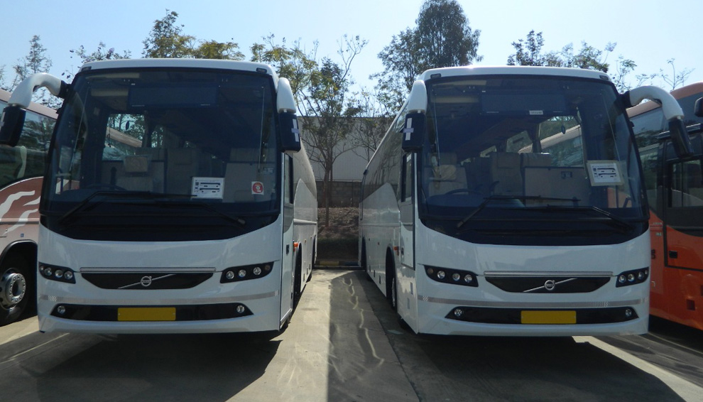 Coaches / Buses rental car