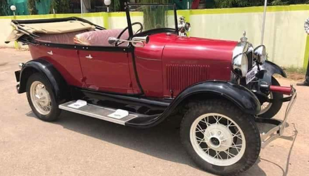 Vintage Car 10 rental car